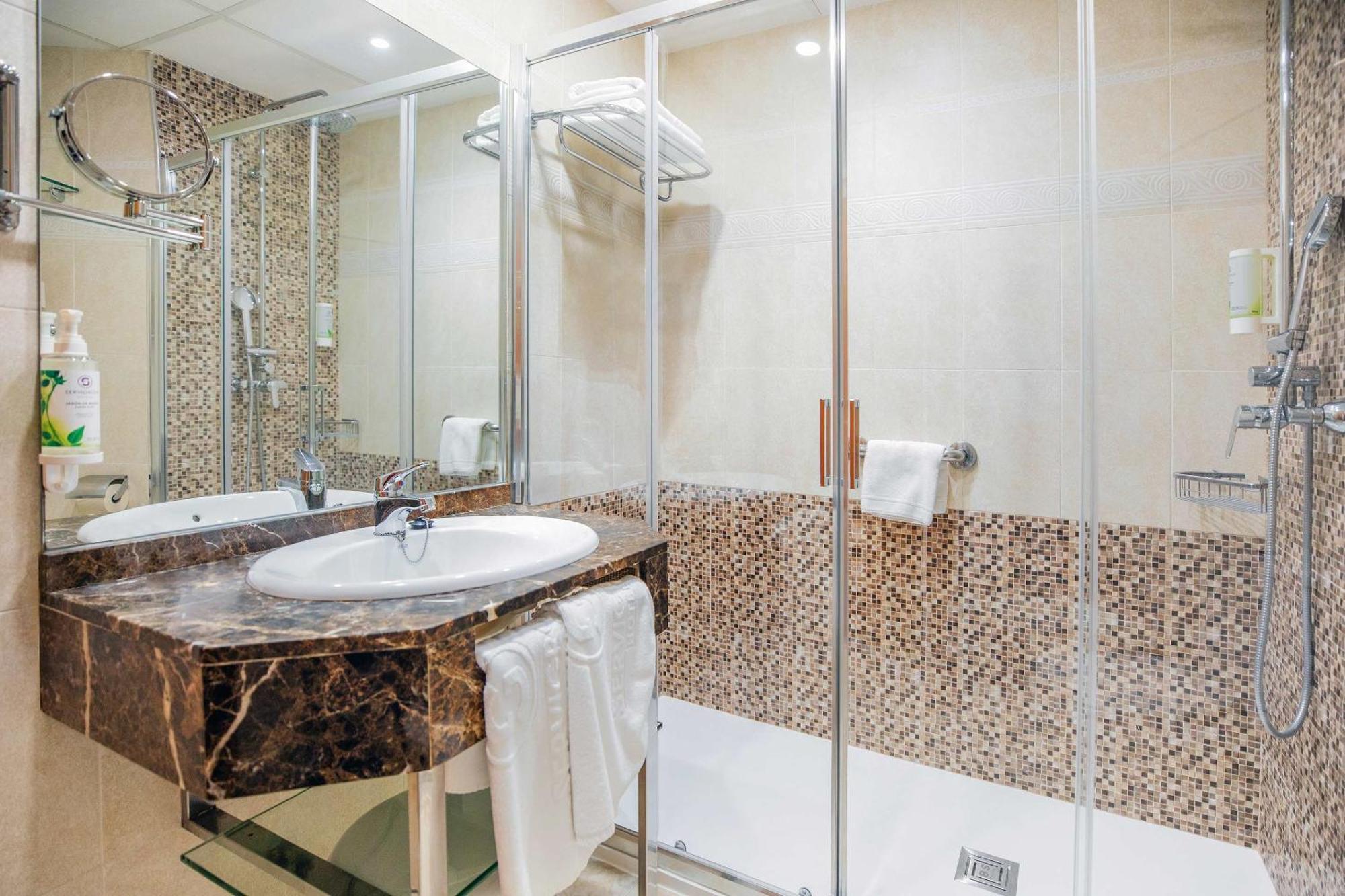 Hotel Servigroup Castilla Benidorm Ruang foto