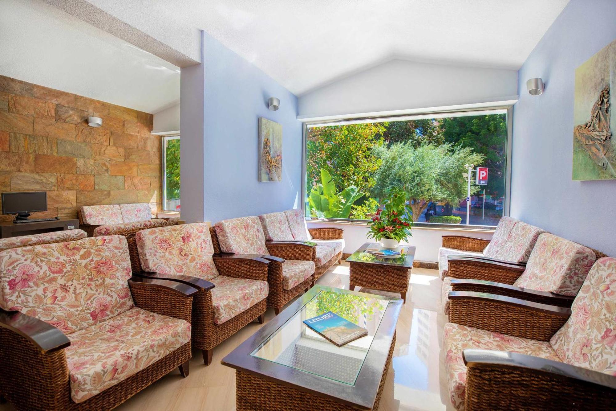 Hotel Servigroup Castilla Benidorm Bagian luar foto