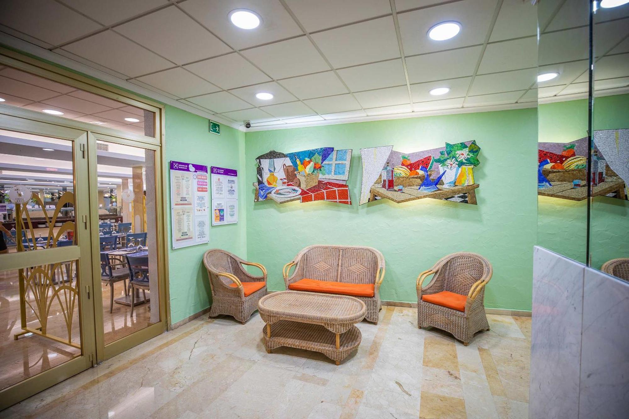 Hotel Servigroup Castilla Benidorm Bagian luar foto